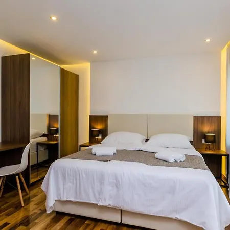 Villa Tesa By Guide *