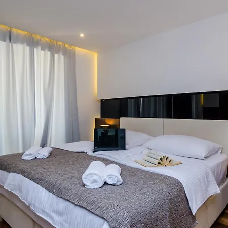 Tesa By Guide Villa *