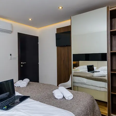 Tesa By Guide Villa